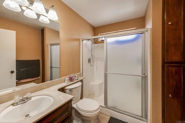 1380 E Washington Ave, El Cajon, California 92019, 2 Bedrooms Bedrooms, ,3 BathroomsBathrooms,Residential,For Sale,E Washington Ave,NDP2401072