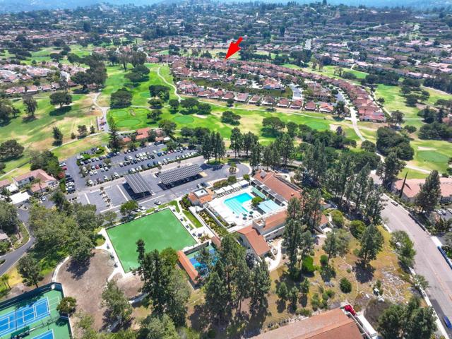 17788 Caminito Balata, San Diego CA: https://media.crmls.org/mediaz/639fd757-e5a2-45ae-b416-d8f35ecea065.jpg