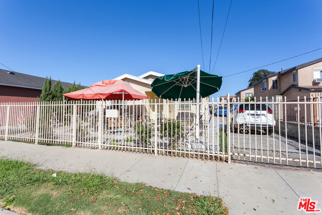 8814 S Fir Ave, Los Angeles, CA 90002