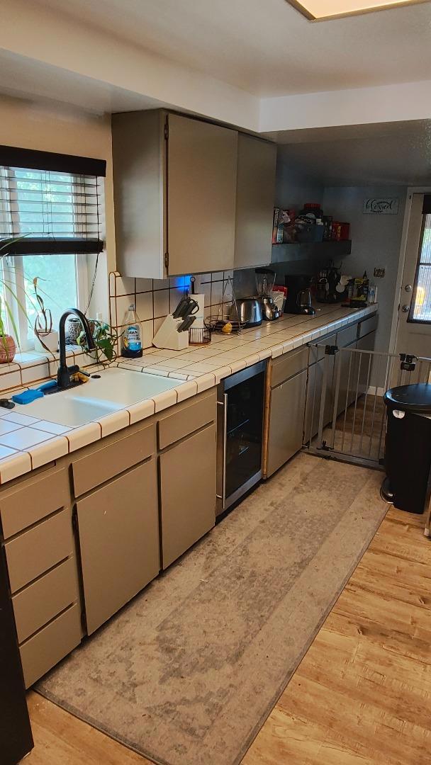 713 7th Street, Hollister CA: https://media.crmls.org/mediaz/63a0103d-a58a-416e-8461-356a48c089e2.jpg