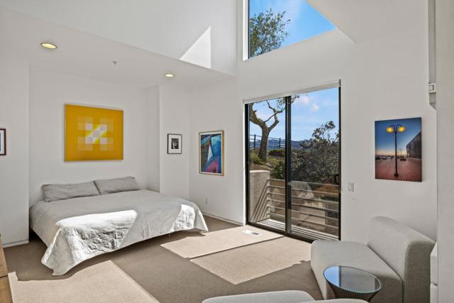 10450 Saddle Road, Monterey CA: https://media.crmls.org/mediaz/63a0721e-4ecb-482e-91a0-9f899c1045f6.jpg