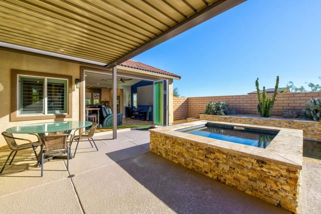 26753 Avenida Quintana, Cathedral City CA: https://media.crmls.org/mediaz/63a0c44d-6855-4e4e-9105-618e33c7784c.jpg