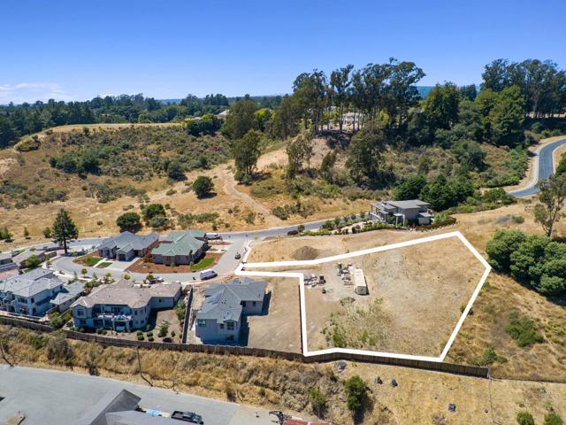 60 Indy Circle, Soquel CA: https://media.crmls.org/mediaz/63a202df-4358-4a06-bda2-0efd72fca74e.jpg