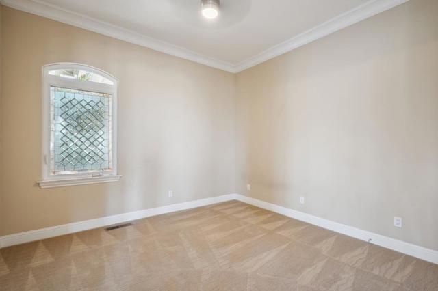 4165 Ashford Circle, Hollister CA: https://media.crmls.org/mediaz/63a33aa9-6ea1-4543-9b3f-b02b06b038b8.jpg