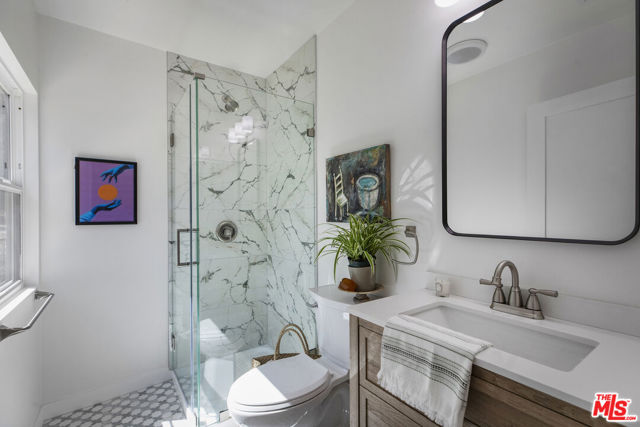2634 Rich Street, Los Angeles CA: https://media.crmls.org/mediaz/63a37003-72ed-4ec7-a387-688217de043b.jpg