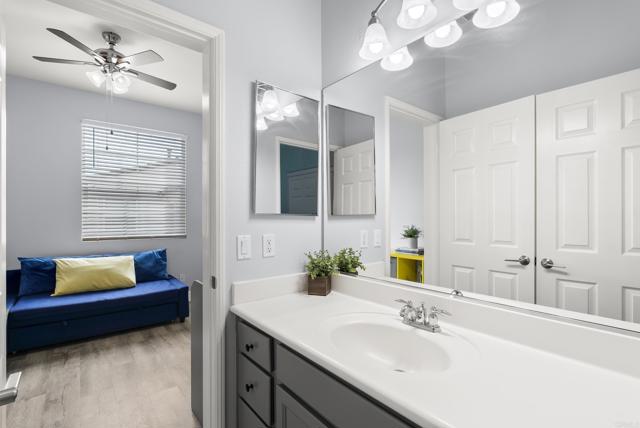 Detail Gallery Image 27 of 38 For 1421 Caminito Sardinia #3,  Chula Vista,  CA 91915 - 3 Beds | 3 Baths