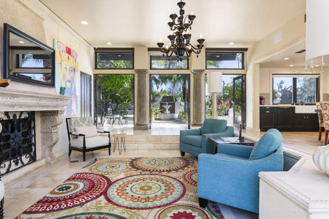1755 S Mesa Drive, Palm Springs, CA 92264