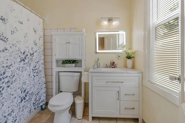 160 N 11th Street, San Jose CA: https://media.crmls.org/mediaz/63a45248-d5e4-4cca-b77e-8adcdb8f5669.jpg