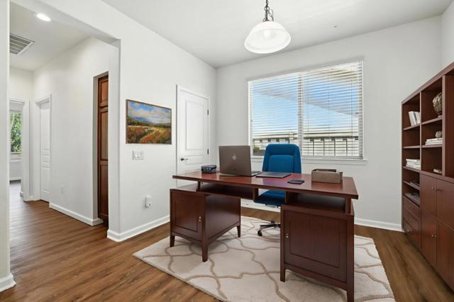 1826 Grand Pheasant Lane, Lincoln CA: https://media.crmls.org/mediaz/63a5406e-d170-458e-a616-1664aacd8663.jpg