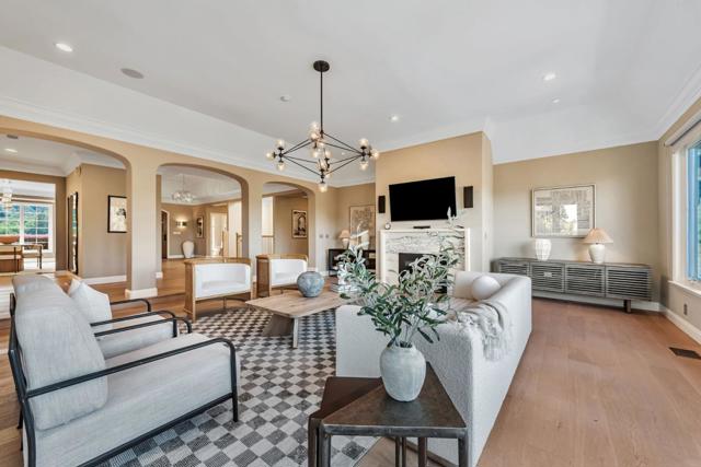 21771 Congress Hall Lane, Saratoga CA: https://media.crmls.org/mediaz/63a5d648-8d5d-4f86-92d6-f332ced58825.jpg