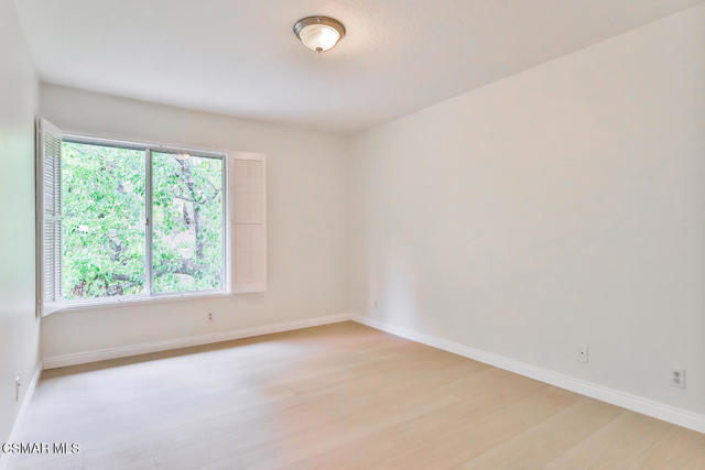 29153 Oakpath Drive, Agoura Hills CA: https://media.crmls.org/mediaz/63a611b7-21ca-4764-a043-767fb2491383.jpg