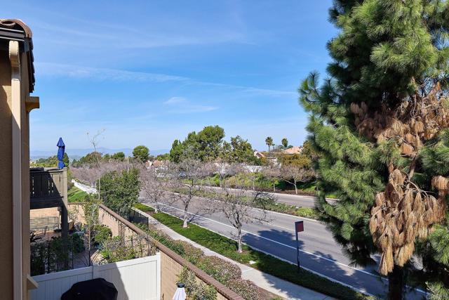 Detail Gallery Image 21 of 41 For 1278 via Fanal, Oceanside,  CA 92056 - 4 Beds | 2/1 Baths