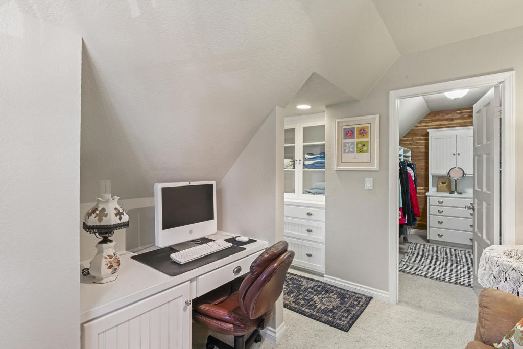 MLS #219132304DA image #41