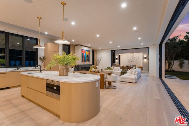 1749 Mandeville Lane, Los Angeles CA: https://media.crmls.org/mediaz/63a6d0fb-bc8f-4ea4-8a56-00eedb5825bf.jpg