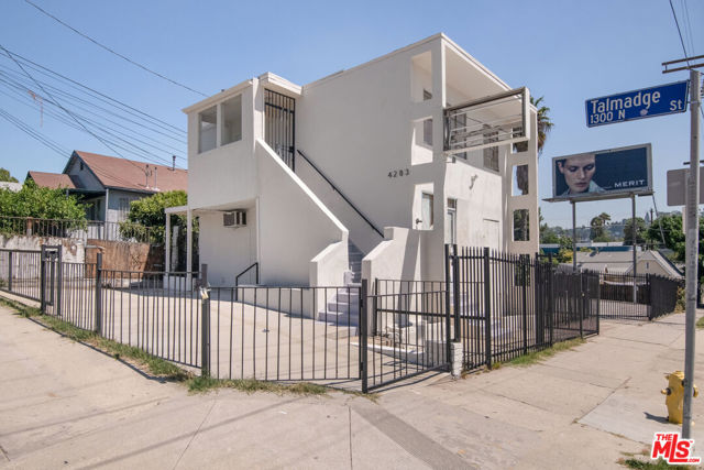 4281 Fountain Avenue, Los Angeles, California 90029, 3 Bedrooms Bedrooms, ,2 BathroomsBathrooms,Single Family Residence,For Sale,Fountain,24419143