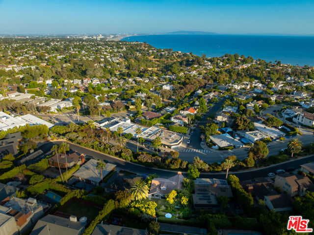 16655 Marquez Terrace, Pacific Palisades, CA 90272