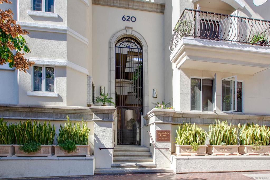 620 State St - photo 2