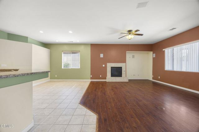 13418 Giro Drive, Bakersfield CA: https://media.crmls.org/mediaz/63a9f535-df6b-44c7-81a7-0b537912aa33.jpg