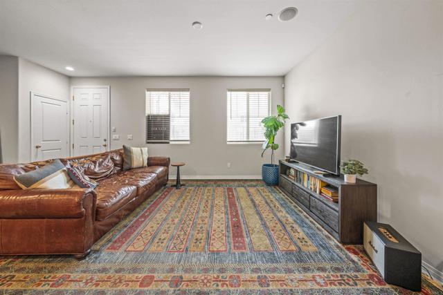 Detail Gallery Image 8 of 42 For 522 Heron Ln, Imperial Beach,  CA 91932 - 3 Beds | 2 Baths