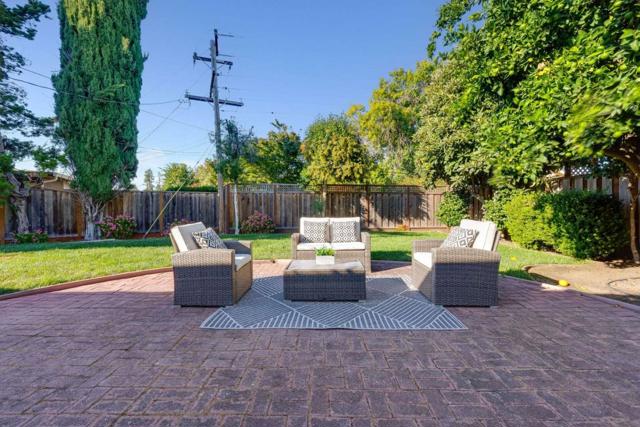10400 Lindsay Avenue, Cupertino CA: https://media.crmls.org/mediaz/63aa9422-c6a1-4b4b-b965-b80b7aa8a1c0.jpg