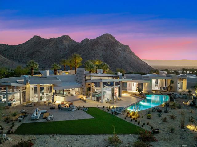 79095 Tom Fazio N Lane, La Quinta CA: https://media.crmls.org/mediaz/63ac5ae4-ec18-4f9c-84cd-e64593919cdb.jpg