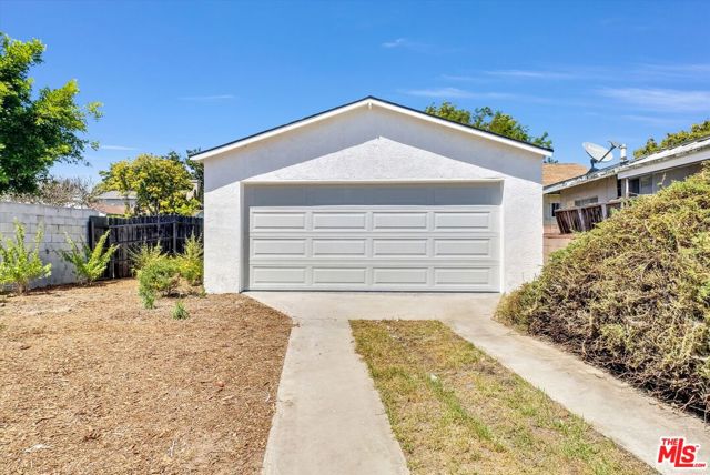95 Louise Street, Long Beach, California 90805, 2 Bedrooms Bedrooms, ,2 BathroomsBathrooms,Single Family Residence,For Sale,Louise,24385229