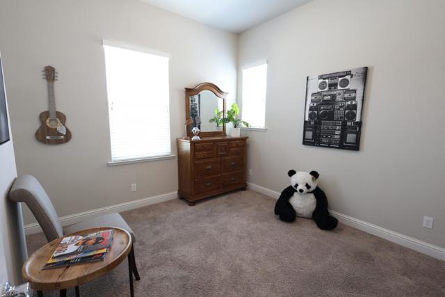 478 Logan Way, Marina CA: https://media.crmls.org/mediaz/63ad0e99-612c-48ee-9cc5-1b947081a3a9.jpg