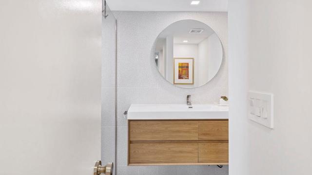 2445 S Broadmoor Drive, Palm Springs CA: https://media.crmls.org/mediaz/63ad5906-3247-4374-a214-063bebaab141.jpg