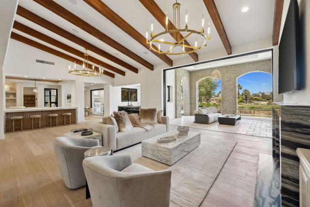 80740 Via Portofino, La Quinta CA: https://media.crmls.org/mediaz/63adcd1d-4781-4915-8752-b678f0ef780d.jpg