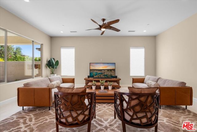 93 Cabernet, Rancho Mirage CA: https://media.crmls.org/mediaz/63add641-97ed-441a-836c-3f5b0e5b6758.jpg