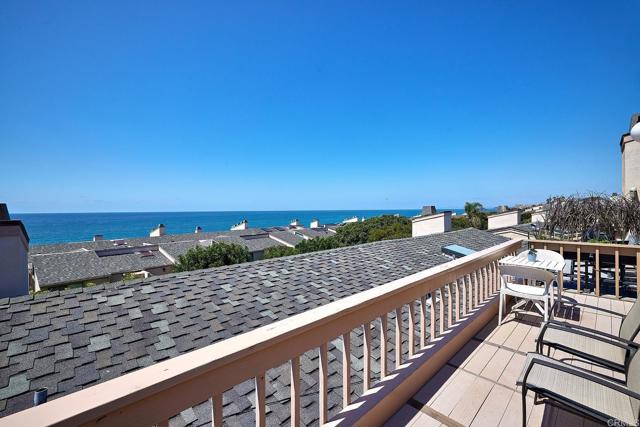 561 S Sierra Avenue, Solana Beach CA: https://media.crmls.org/mediaz/63ae16cd-f783-4d25-8991-5efff0ebafcc.jpg
