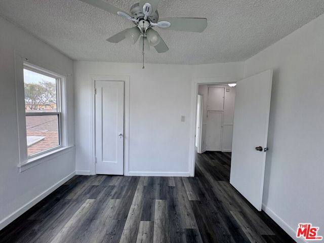 858 W 88th Street, Los Angeles CA: https://media.crmls.org/mediaz/63b05fd8-aadc-4143-9474-f8b3b2d0579a.jpg