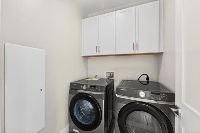 105 Hildebrand Drive, Los Gatos CA: https://media.crmls.org/mediaz/63b154f6-d64a-44ef-850a-b3aef3be94d1.jpg