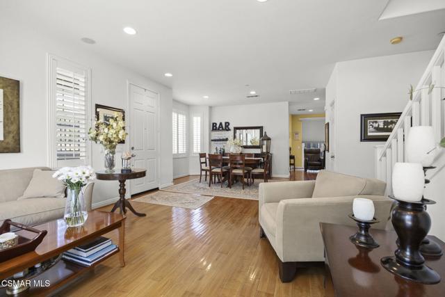 83 Via Aldea, Newbury Park CA: https://media.crmls.org/mediaz/63b1740d-441a-418d-9019-fb4a3f2efc3c.jpg