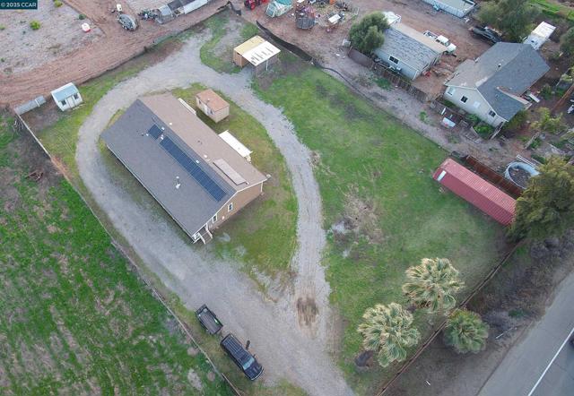 14051 State Highway 4, Byron CA: https://media.crmls.org/mediaz/63b1fc7e-9329-492a-84e9-1c520da1814d.jpg