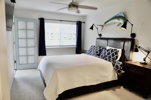 1682 Circa Del Lago, San Marcos CA: https://media.crmls.org/mediaz/63b41bb3-2ec3-4bfa-8a50-ee158ec4a9d2.jpg