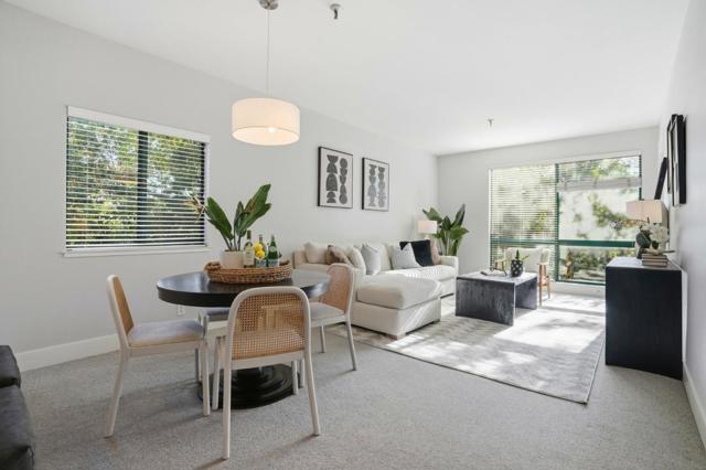 4250 El Camino Real, Palo Alto CA: https://media.crmls.org/mediaz/63b44973-b396-451d-827a-31e8065bf228.jpg