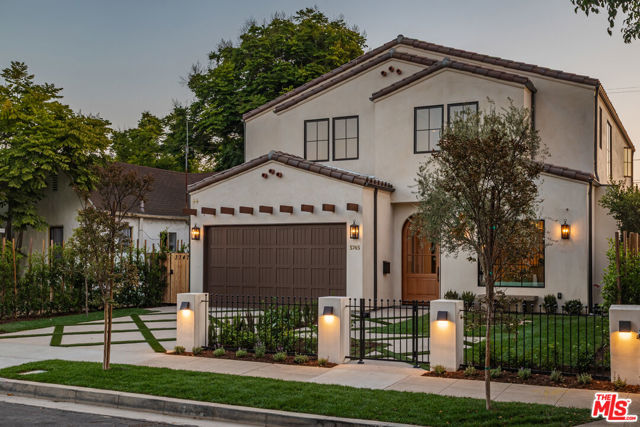 3745 May Street, Los Angeles CA: https://media.crmls.org/mediaz/63b474e5-a139-4f33-84fc-740cf5da2aaf.jpg