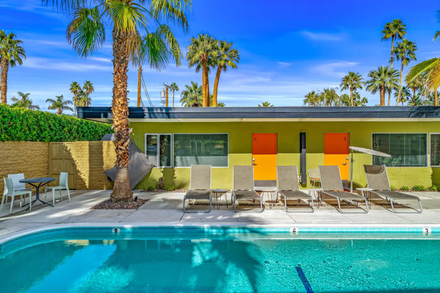 1611 S Calle Palo Fierro #4, Palm Springs, CA 92264