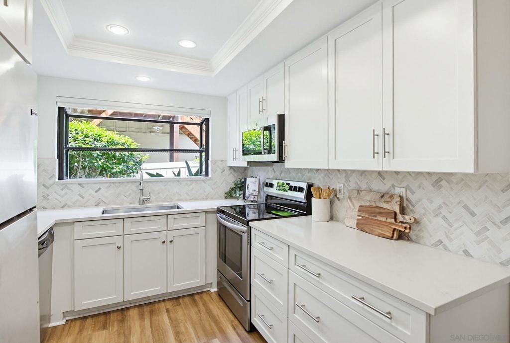 1828 Diamond St - photo 2