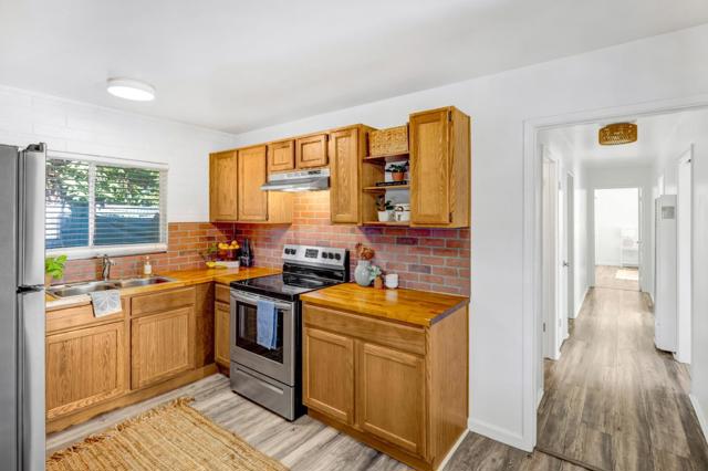 0 Thompson Avenue, Santa Cruz CA: https://media.crmls.org/mediaz/63b636be-92ea-4522-a8c6-a0482941b7ee.jpg