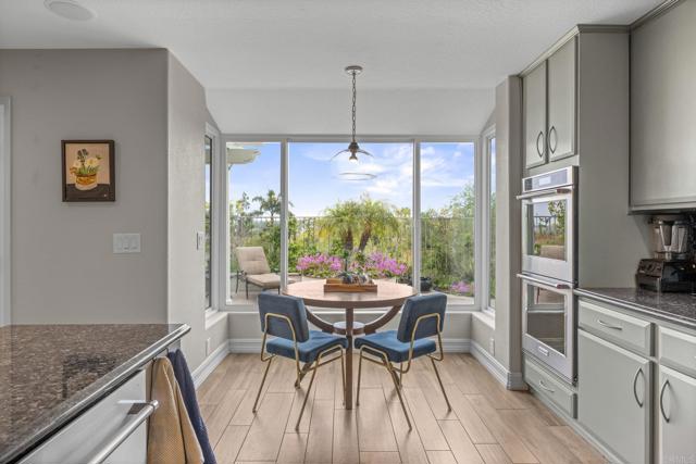 7045 Via Cabana, Carlsbad CA: https://media.crmls.org/mediaz/63b6a8ad-b8d6-461e-a402-28474e712b95.jpg