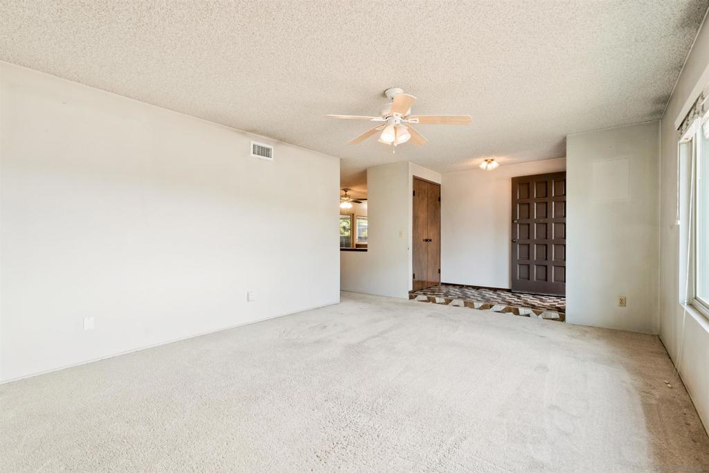 7225 Laura Ct - photo 8