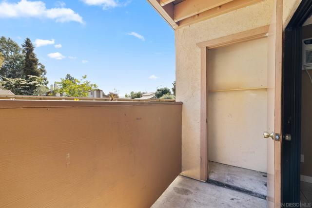 2920 Briarwood Rd, Bonita CA: https://media.crmls.org/mediaz/63b7f8b8-49c6-46a5-8db3-6f0bce686e71.jpg