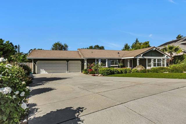 3187 High Meadow Lane, San Jose CA: https://media.crmls.org/mediaz/63b8197f-ae53-46f7-8a95-7557f828a35e.jpg