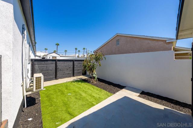 622 26 I Street, Chula Vista CA: https://media.crmls.org/mediaz/63b8e8ec-43dd-4451-8da9-59bbcf4fc9a5.jpg