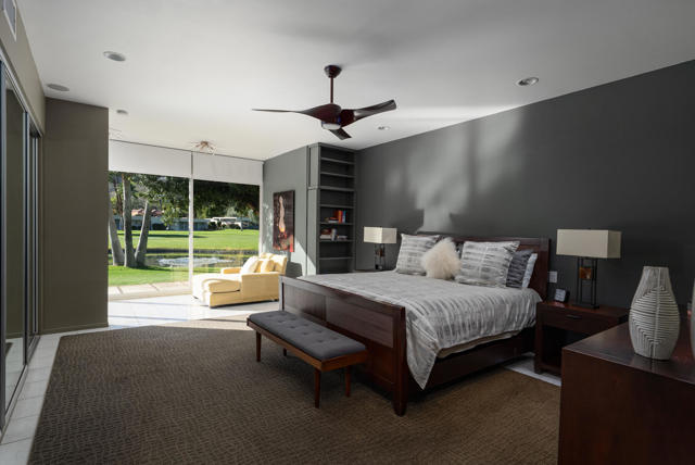 337 Westlake Terrace, Palm Springs CA: https://media.crmls.org/mediaz/63b97862-cea6-4f7d-9e20-4a86c4eccc26.jpg