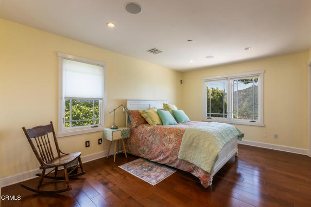 3626 Saint Elizabeth Road, Glendale CA: https://media.crmls.org/mediaz/63baaa0a-72b5-485c-9adb-5b8aef310e16.jpg