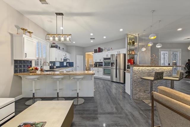 74075 W Petunia Place, Palm Desert, CA 92211