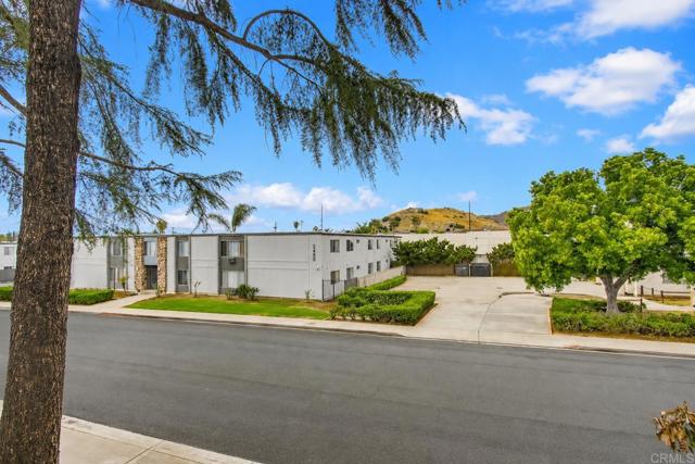 1045 Peach Ave Unit 8, El Cajon, CA 92021 photo 3
